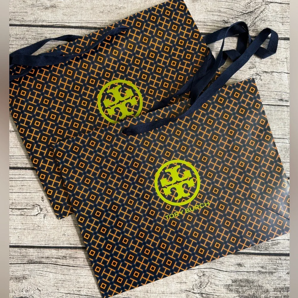 Tory Burch LARGE gift bag. 12 x 16 in. Iconic double T logo in navy and orange.